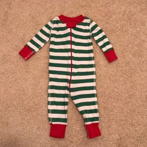 Hanna Christmas pajamas 60